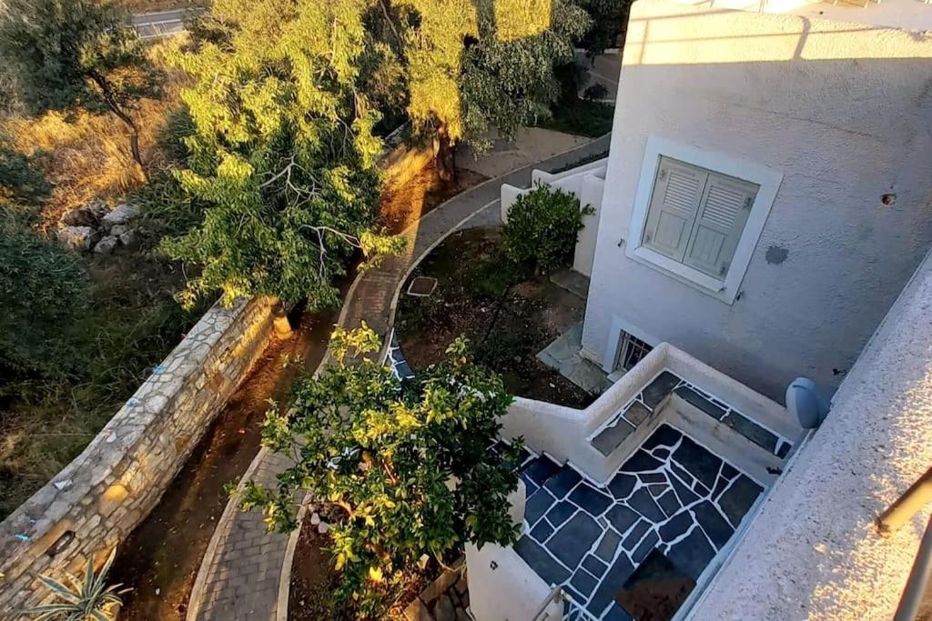 Karantou Villa Tiros Ngoại thất bức ảnh