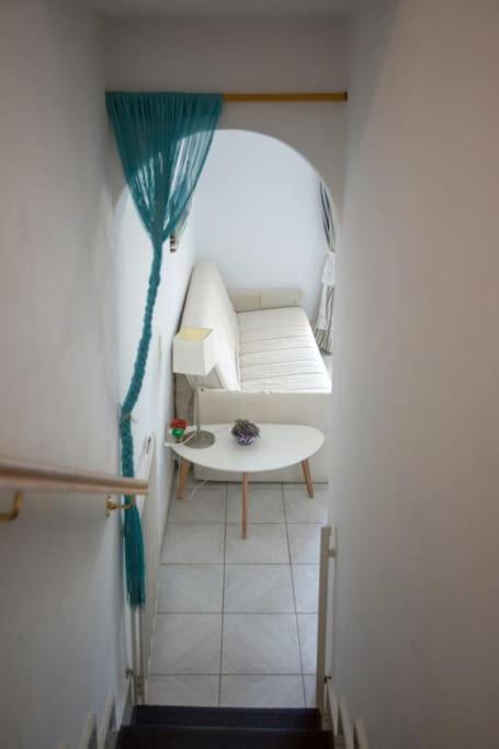 Karantou Villa Tiros Ngoại thất bức ảnh