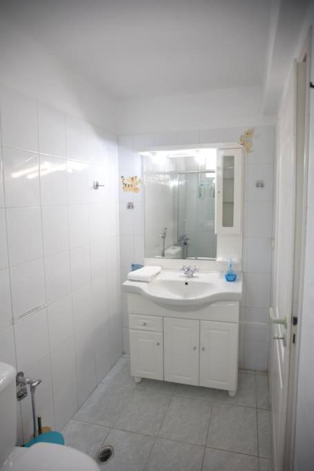 Karantou Villa Tiros Ngoại thất bức ảnh