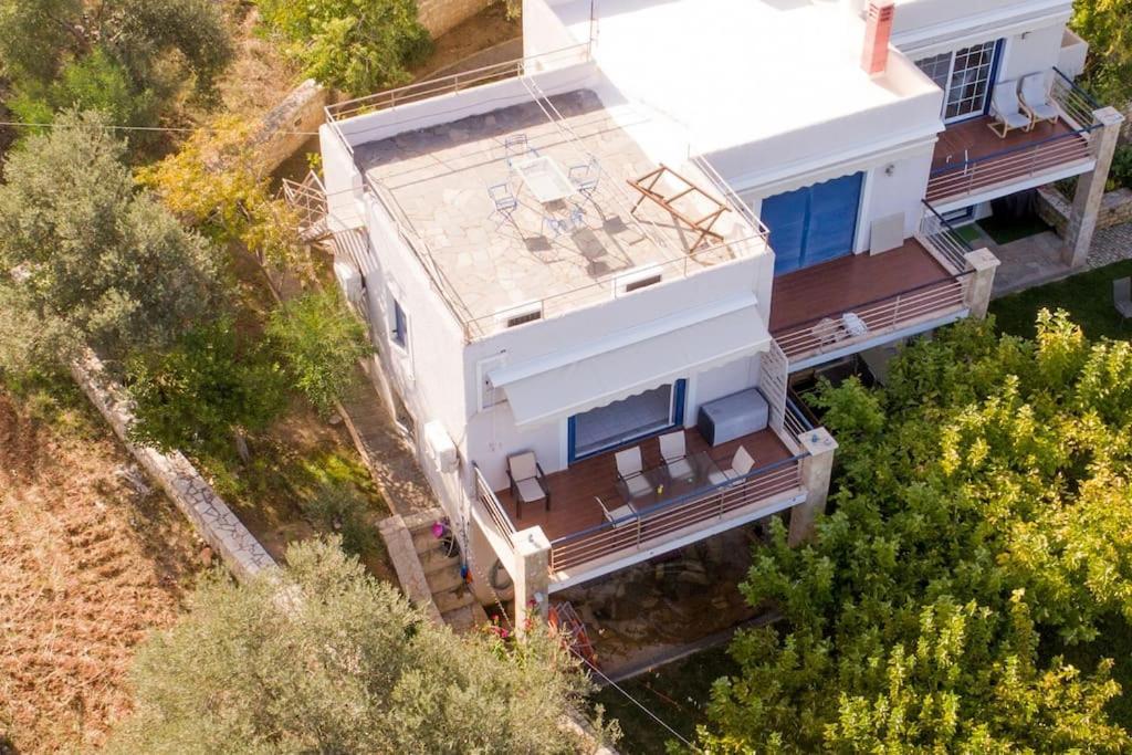 Karantou Villa Tiros Ngoại thất bức ảnh
